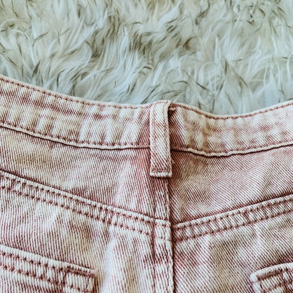 Signatures Distressed Denim Shorts - Picture 4 of 6